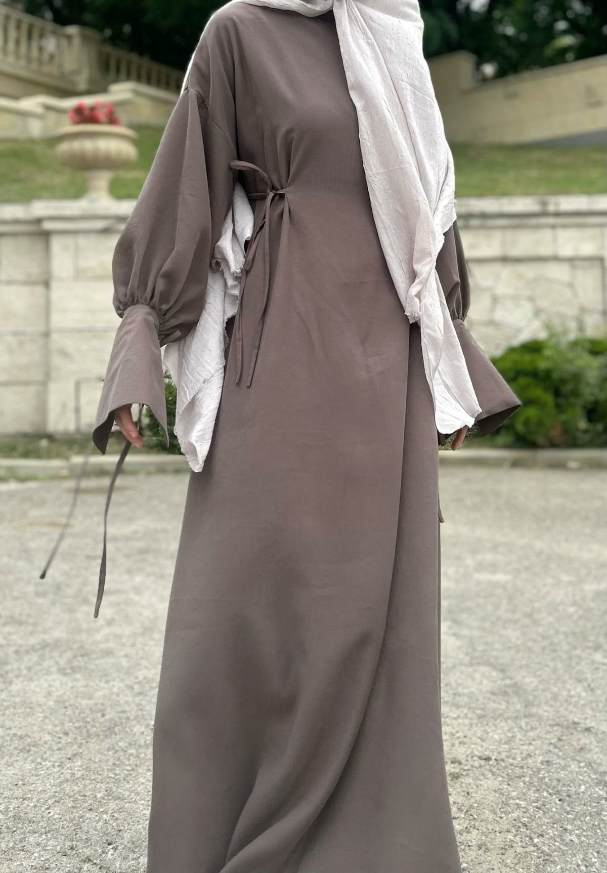 Insha Abaya - Premium Nida Fabric