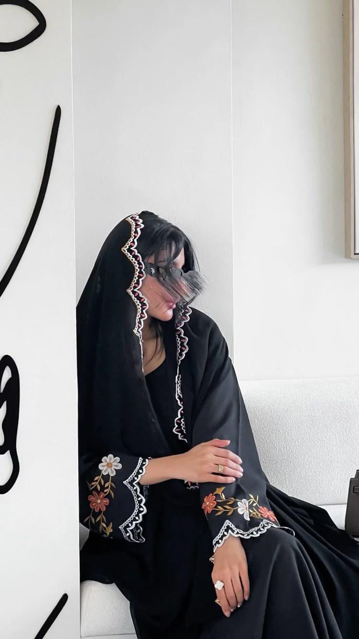 Saira Abaya – Korean Nida